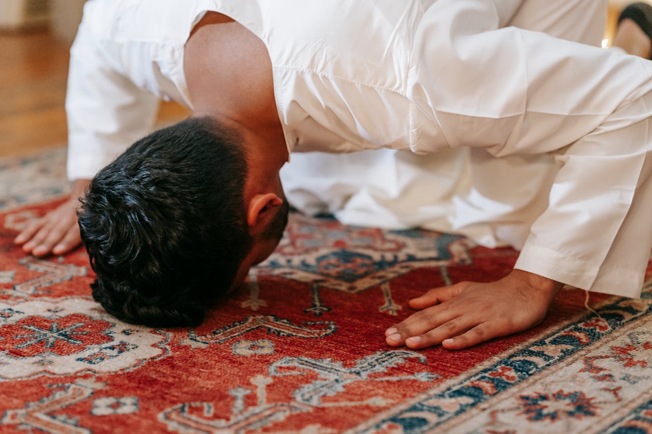 muslim man in sujood